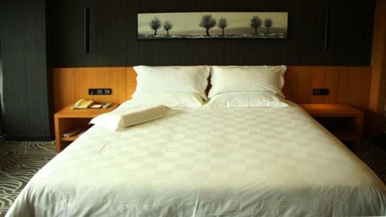 Friend Hui Hotel Čang-ťia-ťie Exteriér fotografie